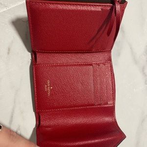 Louis Vuitton wallet in great condition